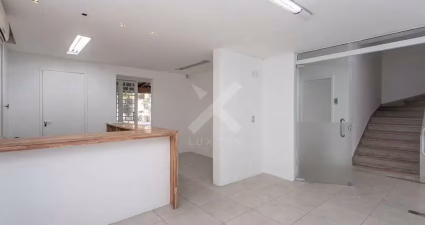 Casa comercial para alugar na Rua Silva Só, 131, Santa Cecília, Porto Alegre