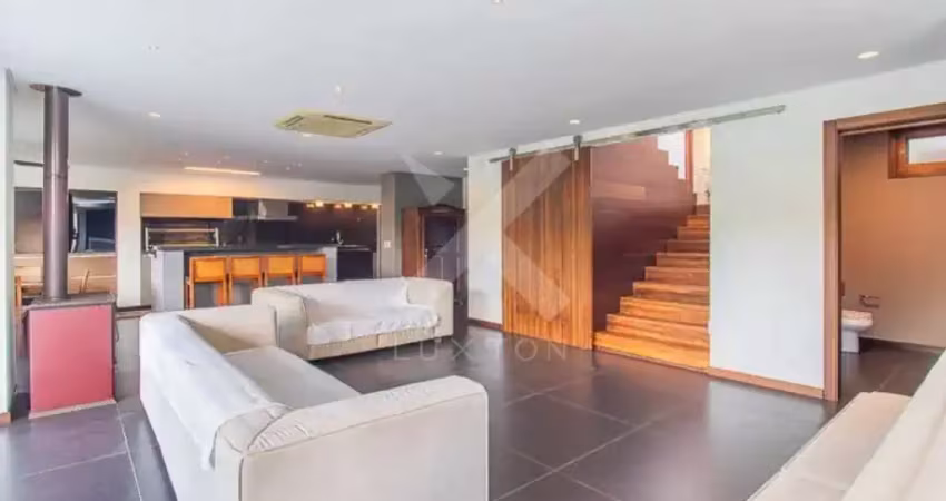 Casa em condomínio fechado com 4 quartos para alugar na Avenida Bento Gonçalves, 8083, Agronomia, Porto Alegre