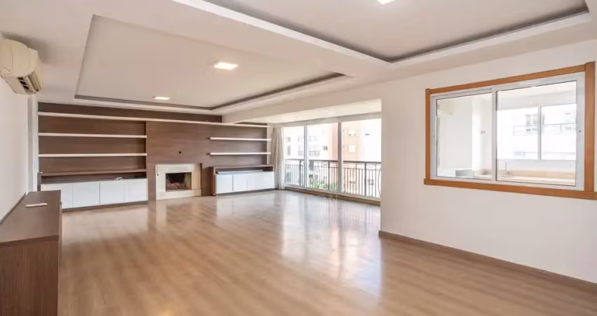 Apartamento com 3 quartos para alugar na Avenida Túlio de Rose, 330, Jardim Europa, Porto Alegre