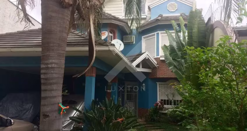 Casa com 3 quartos à venda na Rua Fernando Abbott, 564, Cristo Redentor, Porto Alegre
