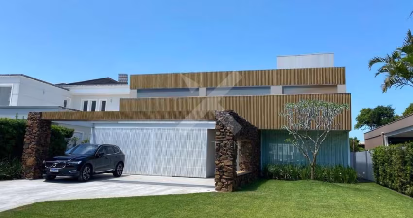 Casa em condomínio fechado com 4 quartos à venda na Central, 2500, Centro, Xangri-Lá