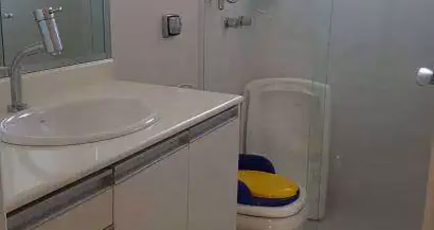 Sobrado  requintado, 3 q.,1 suíte, 4 bwc, próx de tudo, uberaba - curitiba - pr