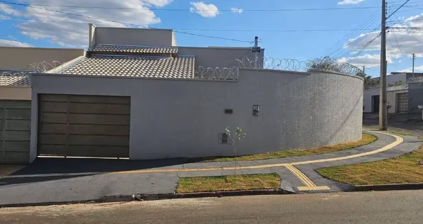 Casa com 3 quartos à venda no Jardim São José, Goiânia 