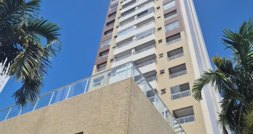 Lindo apartamento muito bem localizado com excelente cabamento