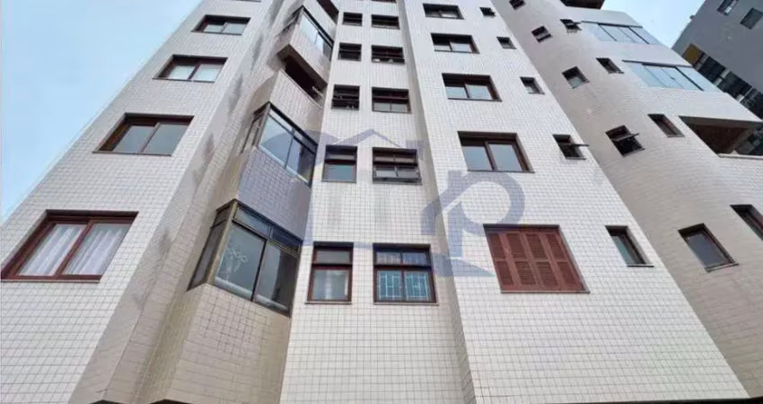 Apartamento á venda com 2 dormitórios no centro de torres/rs