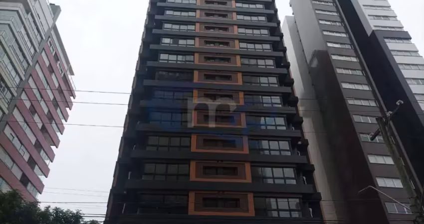 Apartamento á venda com 3 dormitórios no predial em torres/rs