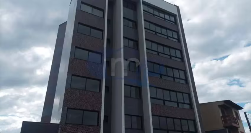 Apartamento á venda com 2 dormitórios no centro de torres/rs