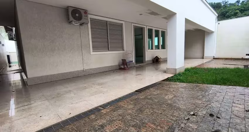 Casa para venda em ibirité, centro, 3 dormitórios, 1 suíte, 2 banheiros, 4 vagas