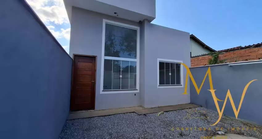 Casas à venda, próximo à prefeitura em rio das ostras, lado praia.