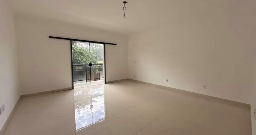 Casa espaçosa a uma quadra da praia – foguete, cabo frio com 3 suítes