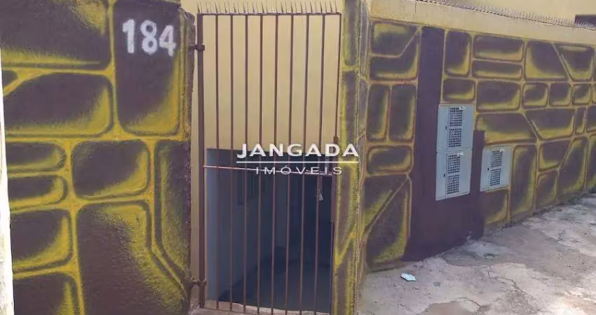 Casa com 1 quarto para alugar na Rua Brás Cubas, 584, Veloso, Osasco