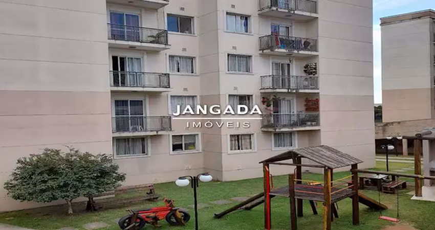 Lindo apto com sacada, 2 dorms e condominio com churrasqueiras e pet place!