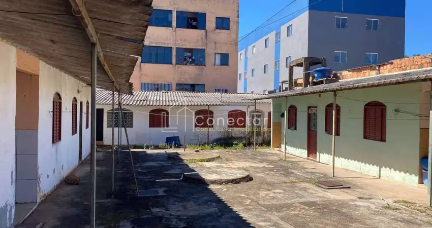 Lote na melhor localização da região, fica na avenida trazendo oportunidade para quem quer investir