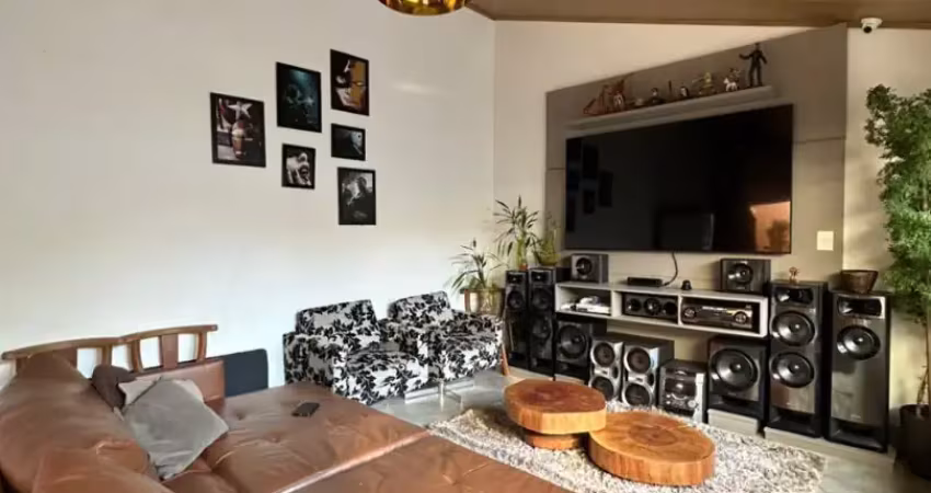 Casa com 3 quartos à venda no Jardim Nenê Gomes, Uberaba 