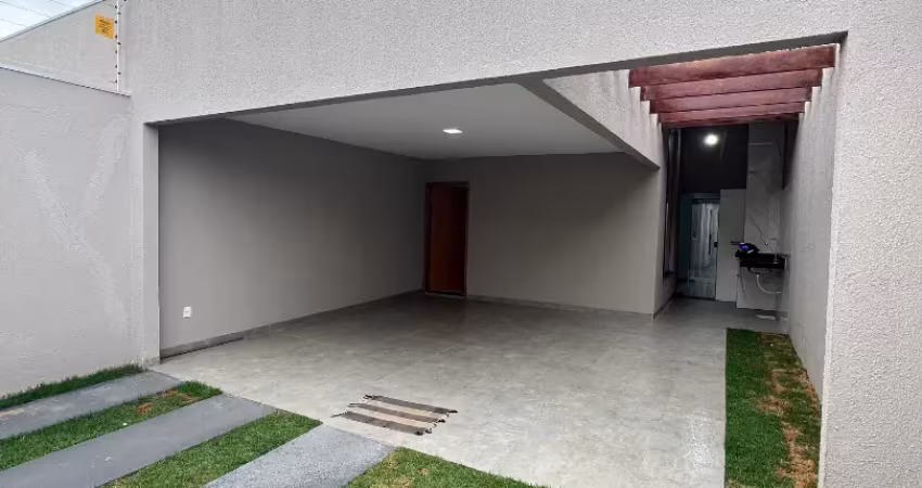 Casa com 3 quartos à venda no Parque Brasília, Anápolis 