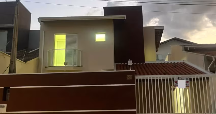 Casa moderna e aconchegante em um dos bairros mais tranquilos 