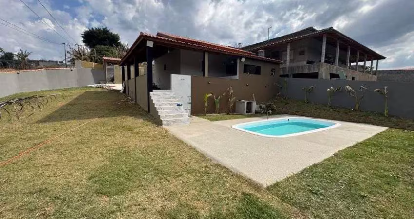 Ibiúna chácara nova cheirando à tinta; c/1.033,00m2; de puro lazer; e; 160,00m2 de área construída +
