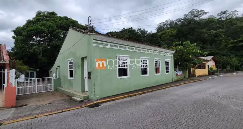 Terreno à venda na Rua Gilson da Costa Xavier, 1384, Sambaqui, Florianópolis