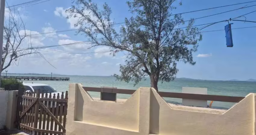 Casa com 3 quartos à venda na Avenida Praia dos Nobres, Praia Seca, Araruama