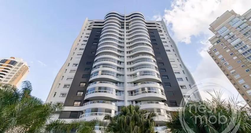 Apartamento com 232.47 m², 4 quartos sendo 2 suítes à venda no bairro mossunguê.