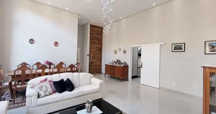 Sobrado mobiliado com piscina e área gourmet | 240 m² | condomínio fechado com lazer completo