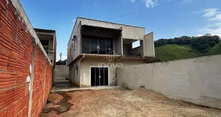 Casa com 3 quartos à venda na Estrada da Banqueta, Banqueta (Cunhambebe), Angra dos Reis