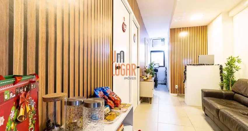 Um lugar imoveis aluga: belissima sala na doca no edificio palladium center.