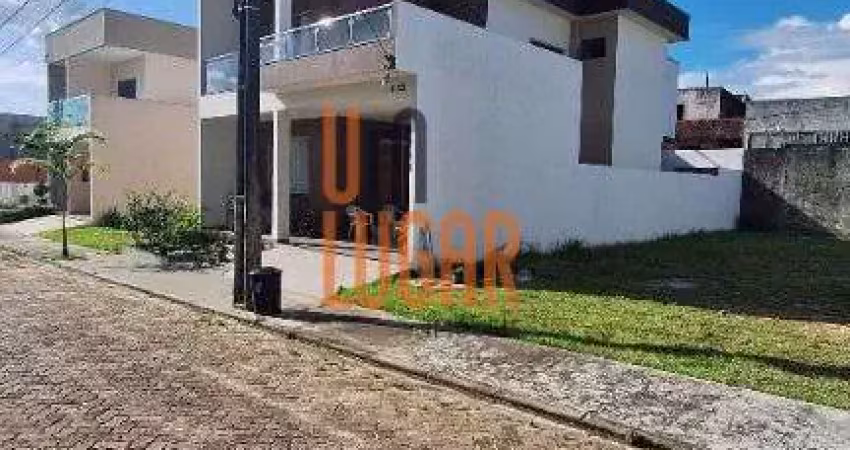 Um lugar imoveis aluga para a cop30: casa de 2 pavimentos com 3 quartos, 2 suites no condominio quartzo, mangueirao.