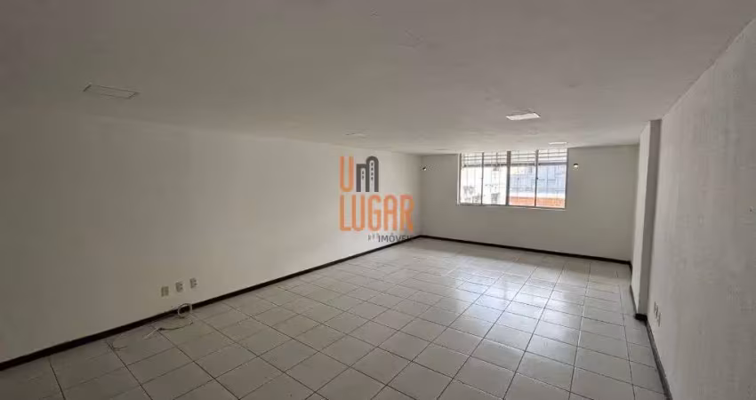 Sala comercial de 60m2 para aluguel no centro empresarial bolonha, nazare