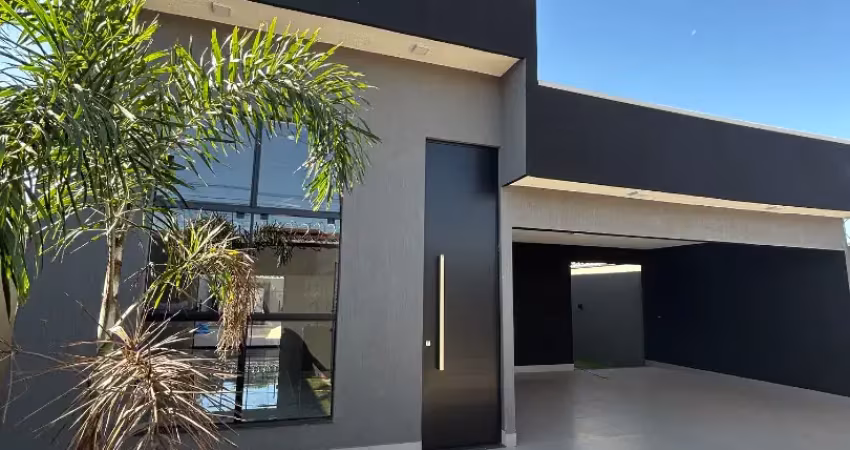 Casa no setor jardins das hortênsias  próximo à mangalô , caixa econômica, banco do brasil , magazine luiza e outros .