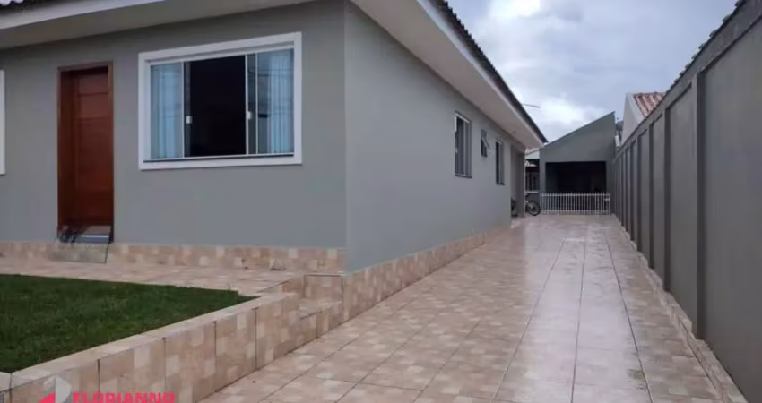 Casa com 3 quartos, 208 m², à venda por R$ 680.000 Roseira - São José dos Pinhais/PR