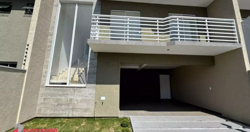Sobrado com 3 quartos, 148 m², à venda por R$ 699.000 Cidade Jardim - São José dos Pinhais/PR