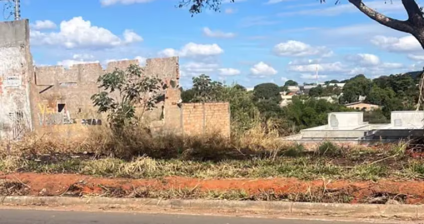 Terreno à venda no Parque Santa Cecília, Aparecida de Goiânia 