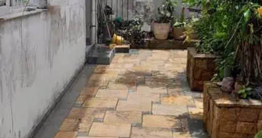 Casa comercial com 2 salas para alugar no Jardim das Nações, Taubaté 