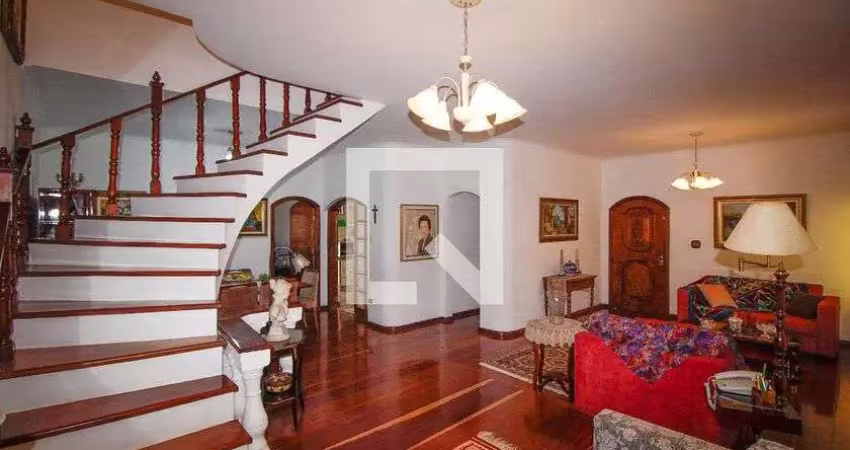 Casa para venda - jardim teresa, 5 quartos,  301 m² - são paulo