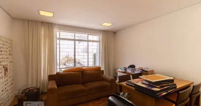 Casa com 5 quartos à venda na Rua Carlos Petit, Vila Mariana, São Paulo