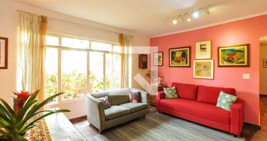 Casa com 3 quartos à venda na Rua Antônio Borba, Vila Madalena, São Paulo