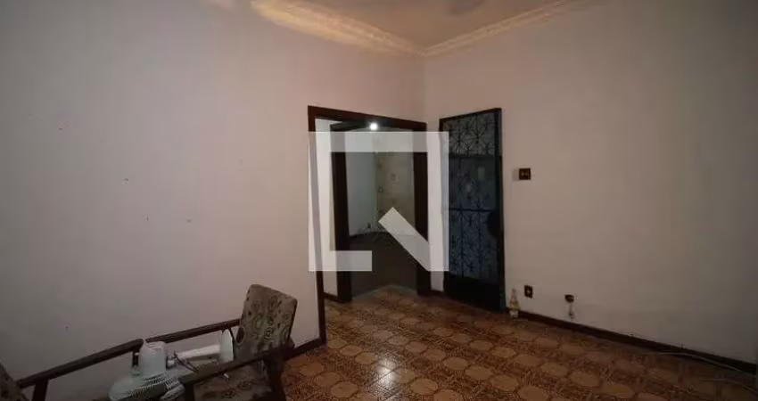 Casa com 2 quartos à venda na Avenida Professor Plínio Bastos, Olaria, Rio de Janeiro