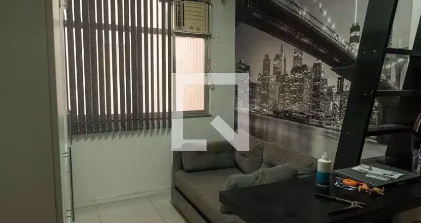 Kitnet / stúdio para venda - centro , 1 quarto,  30 m² - niterói