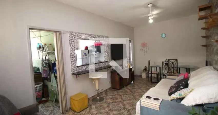 Casa com 2 quartos à venda na Rua Aturia, Penha, Rio de Janeiro
