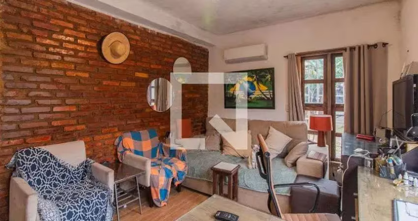 Casa para venda - cristal , 2 quartos,  100 m² - porto alegre