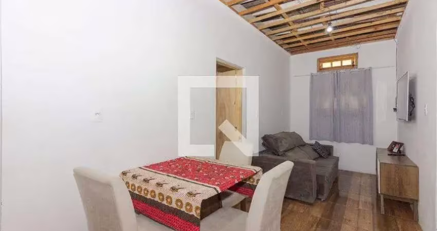 Casa com 2 quartos à venda na Avenida Ernesto Neugebauer, Humaitá, Porto Alegre
