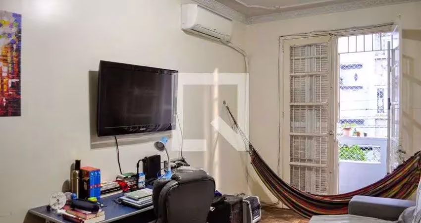 Apartamento para venda - centro histórico, 1 quarto,  50 m² - porto alegre