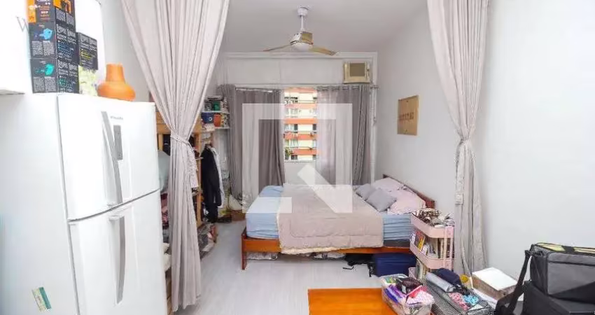 Kitnet / stúdio para venda - laranjeiras, 1 quarto,  24 m² - rio de janeiro