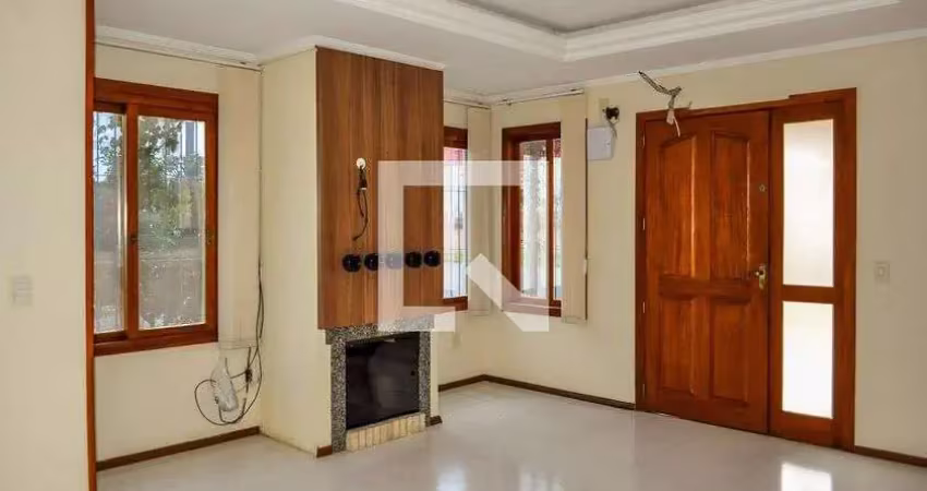 Casa com 3 quartos à venda na Rua Zuzu Angel, Campo Novo, Porto Alegre