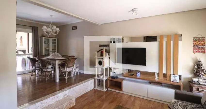 Casa para venda - camaquã, 3 quartos,  180 m² - porto alegre