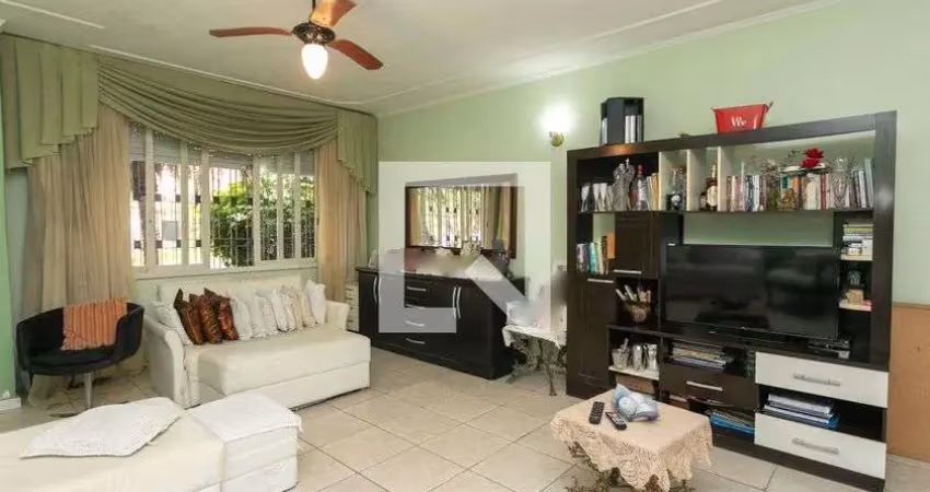 Casa para venda - sarandi, 3 quartos,  220 m² - porto alegre