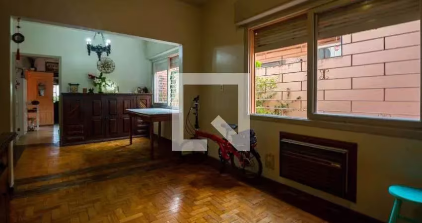 Casa para venda - cristal , 3 quartos,  200 m² - porto alegre