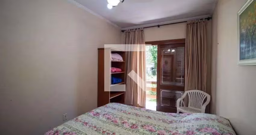 Casa para venda - medianeira, 3 quartos,  300 m² - porto alegre