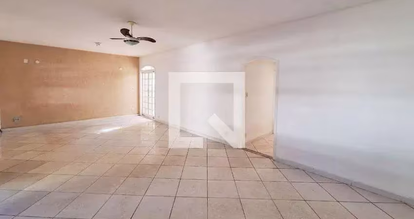 Casa para venda - piratininga, 3 quartos,  330 m² - niterói